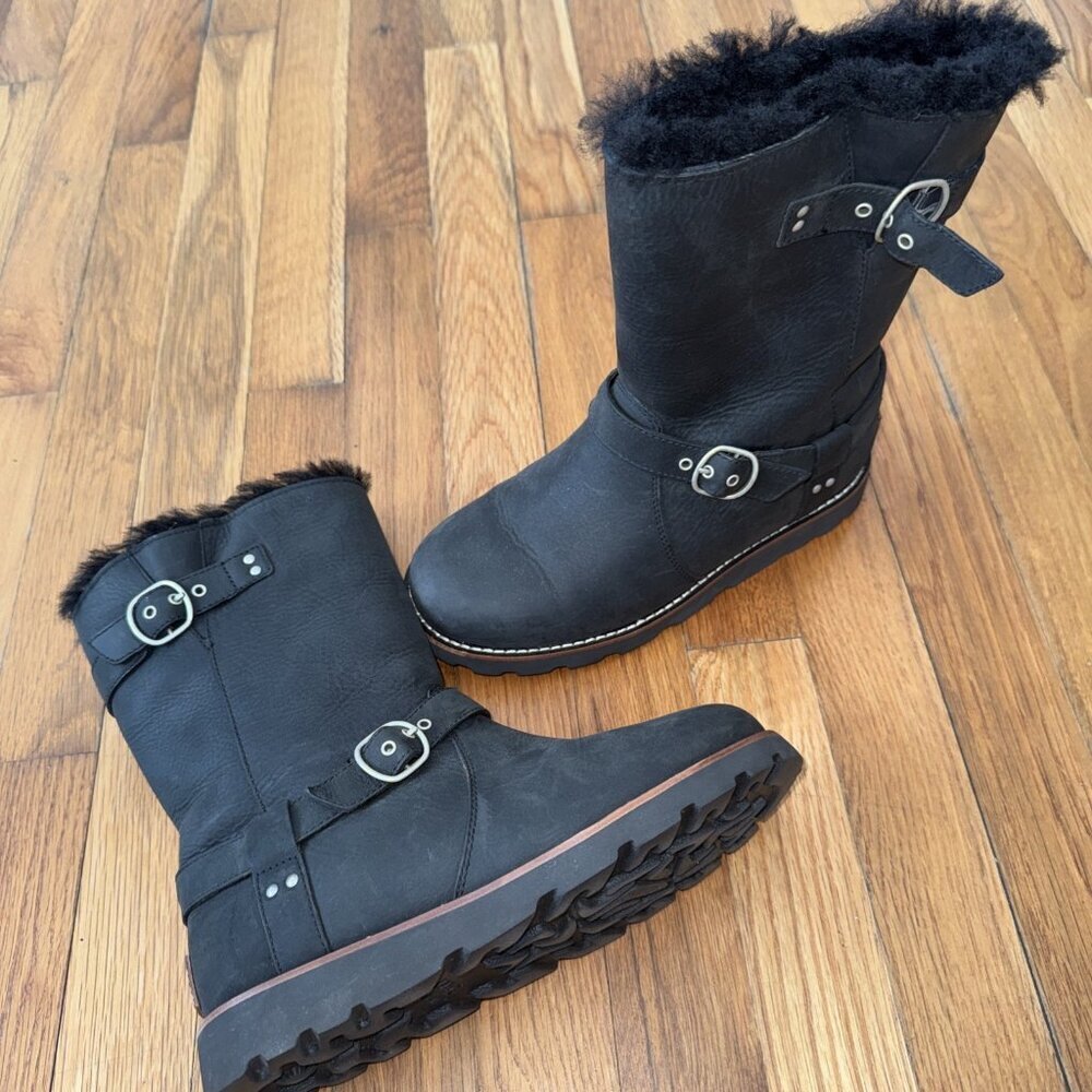 UGG Noira Sheepskin Waterproof Leather Motorcycle Boots Women's 1001733 Size 6
